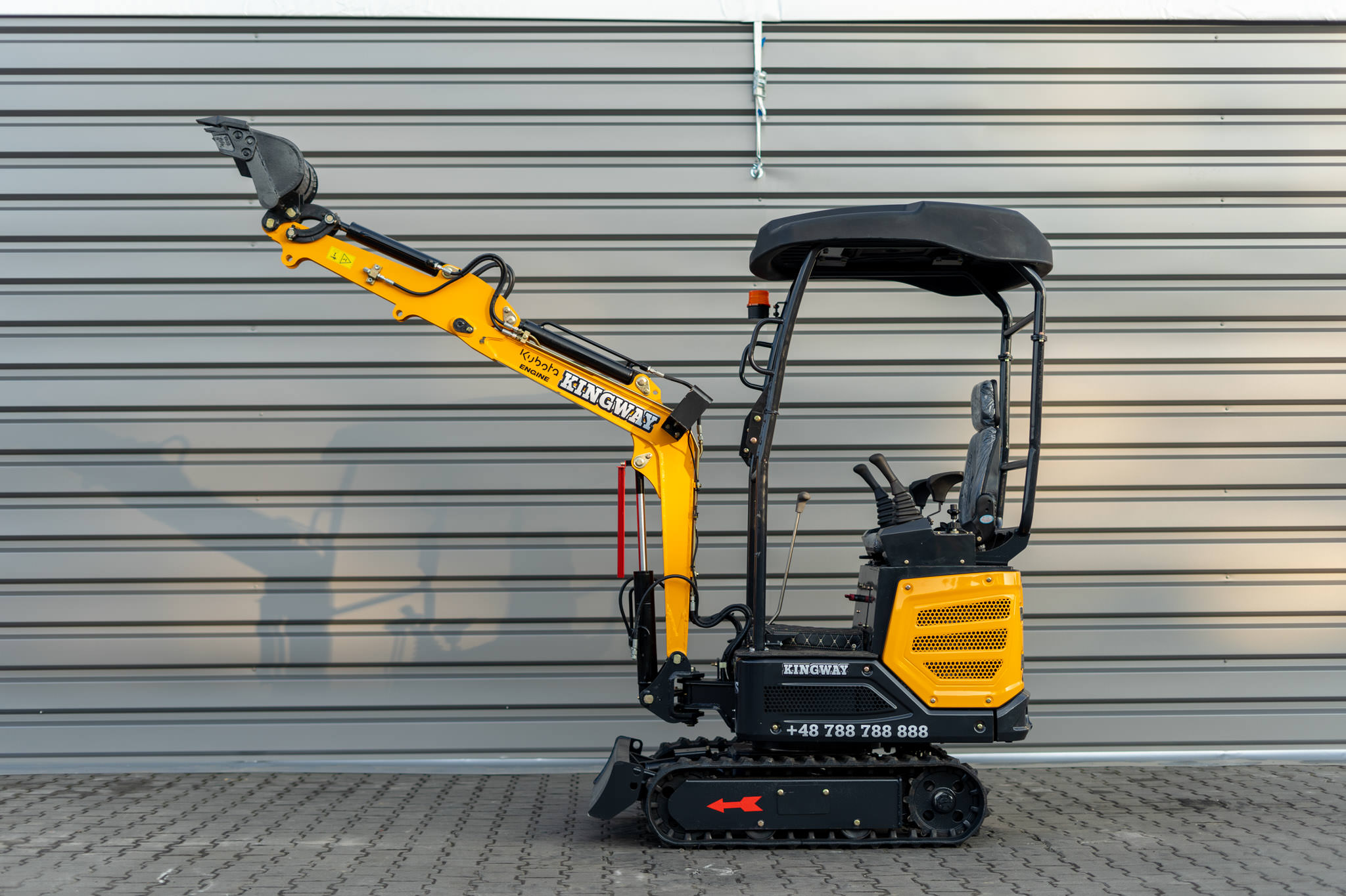 Mini-pelle Yama H12